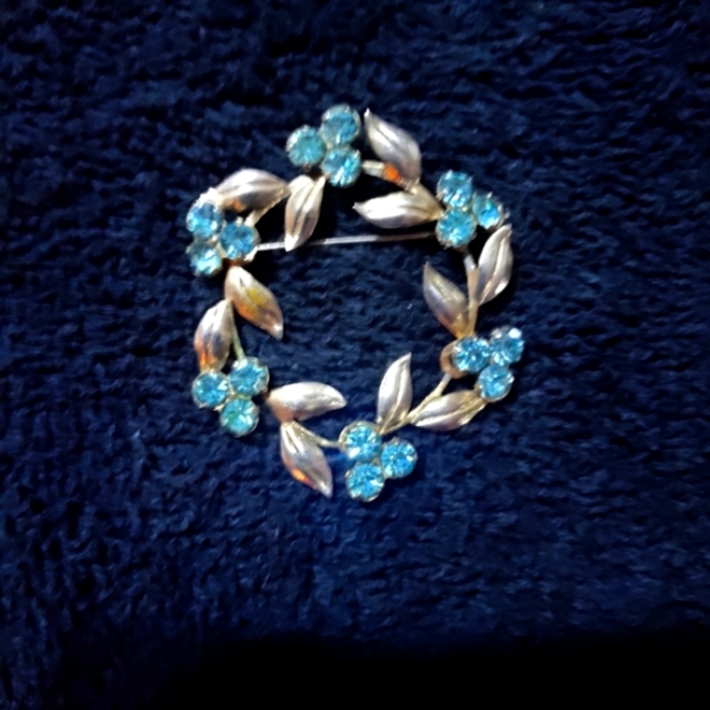 Vintage Women's Brooch with Blue  Stones